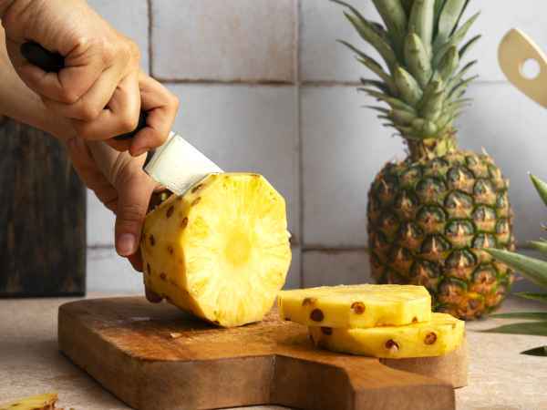 Jeukt je tong als je ananas eet?