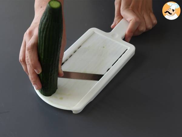 Japanse ingemaakte komkommersalade - Voorbereiding stap 1