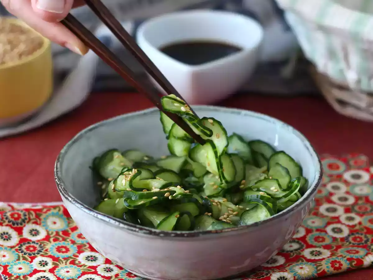 Japanse ingemaakte komkommersalade
